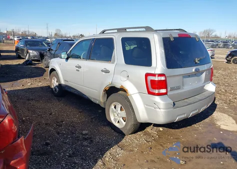 2008 Ford Escape Xlt z USA, uszkodzony, nr VIN 1FMCU941X8KA06439